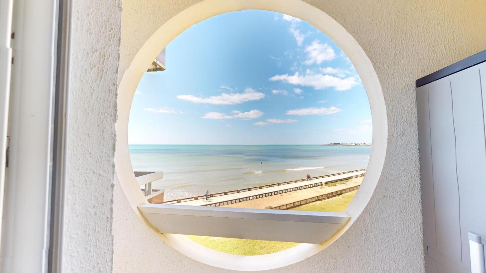 Panoramic View Face Mer Сен-Жиль-Круа-де-Ви Экстерьер фото